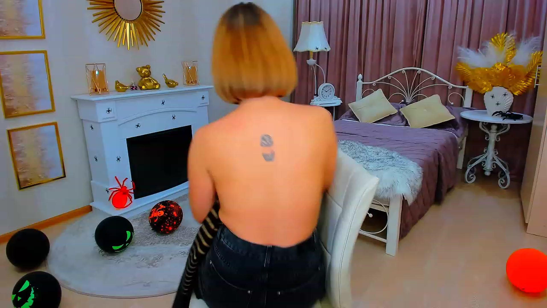 Gallery image thumbnail from GracePanther's myfreecams stream on, 11/03/2023, 09:48 image 17 of 20