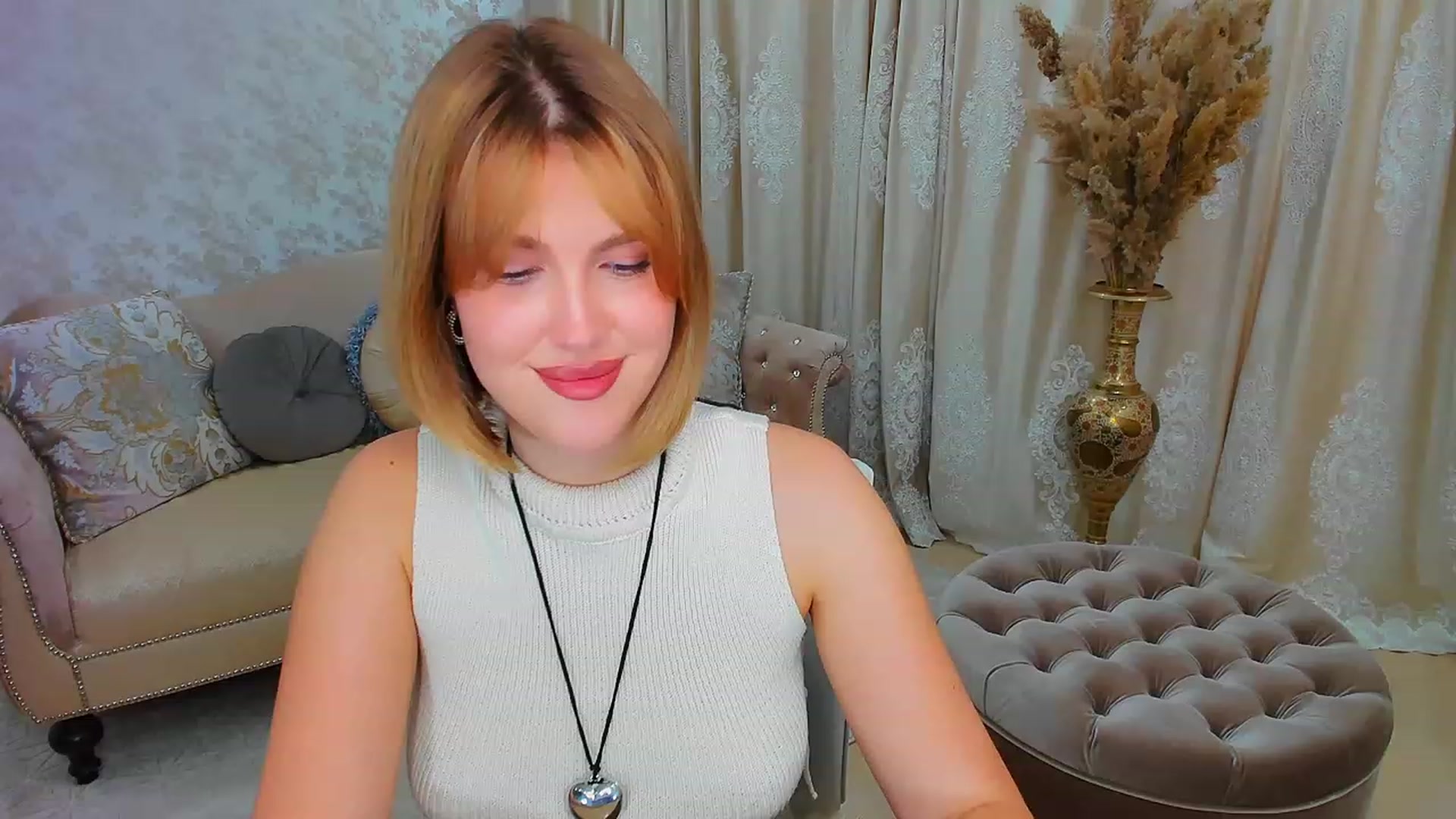 Gallery image thumbnail from GracePanther's myfreecams stream on, 11/09/2023, 09:02 image 6 of 20