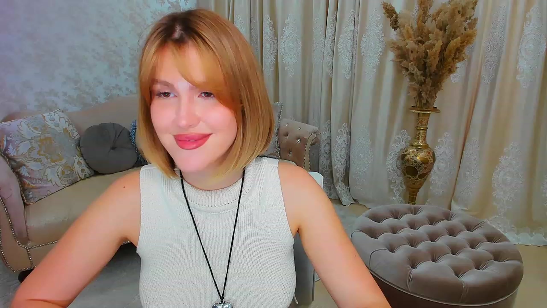 Gallery image thumbnail from GracePanther's myfreecams stream on, 11/09/2023, 09:02 image 19 of 20