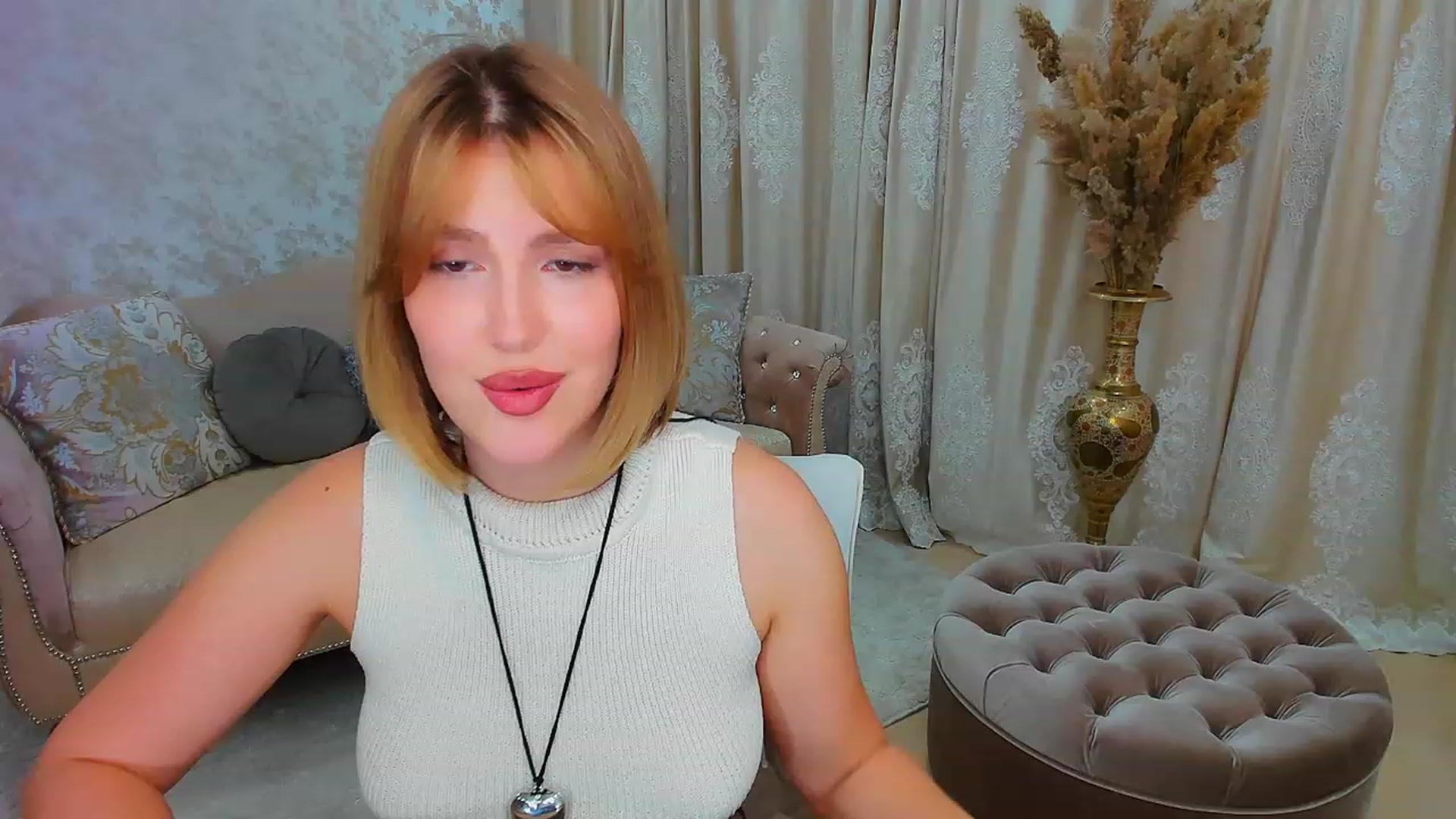 Gallery image thumbnail from GracePanther's myfreecams stream on, 11/09/2023, 09:02 image 11 of 20