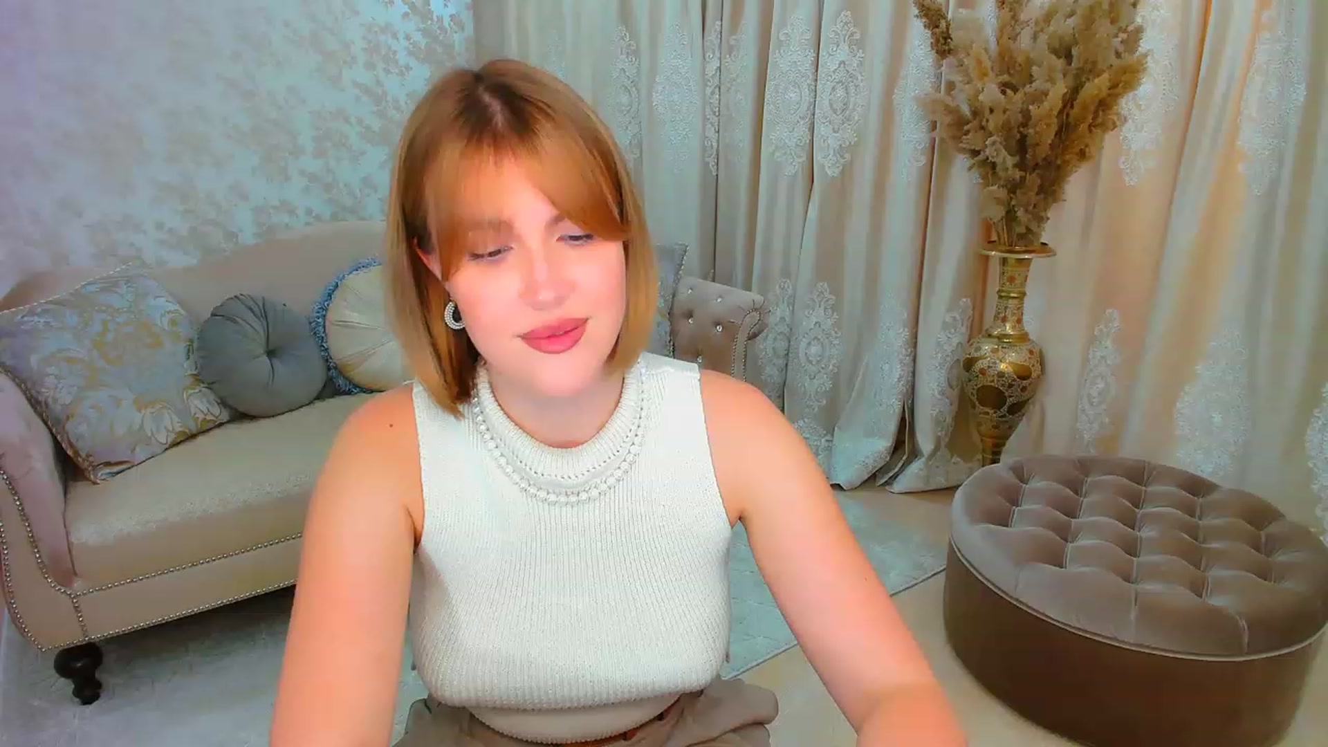 Gallery image thumbnail from GracePanther's myfreecams stream on, 11/13/2023, 07:51 image 8 of 20