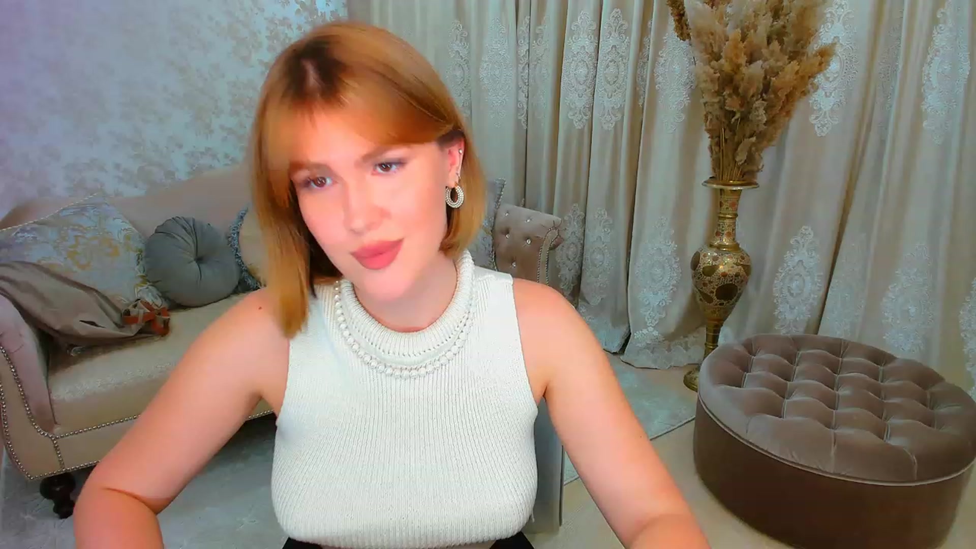 Gallery image thumbnail from GracePanther's myfreecams stream on, 11/13/2023, 09:02 image 19 of 20