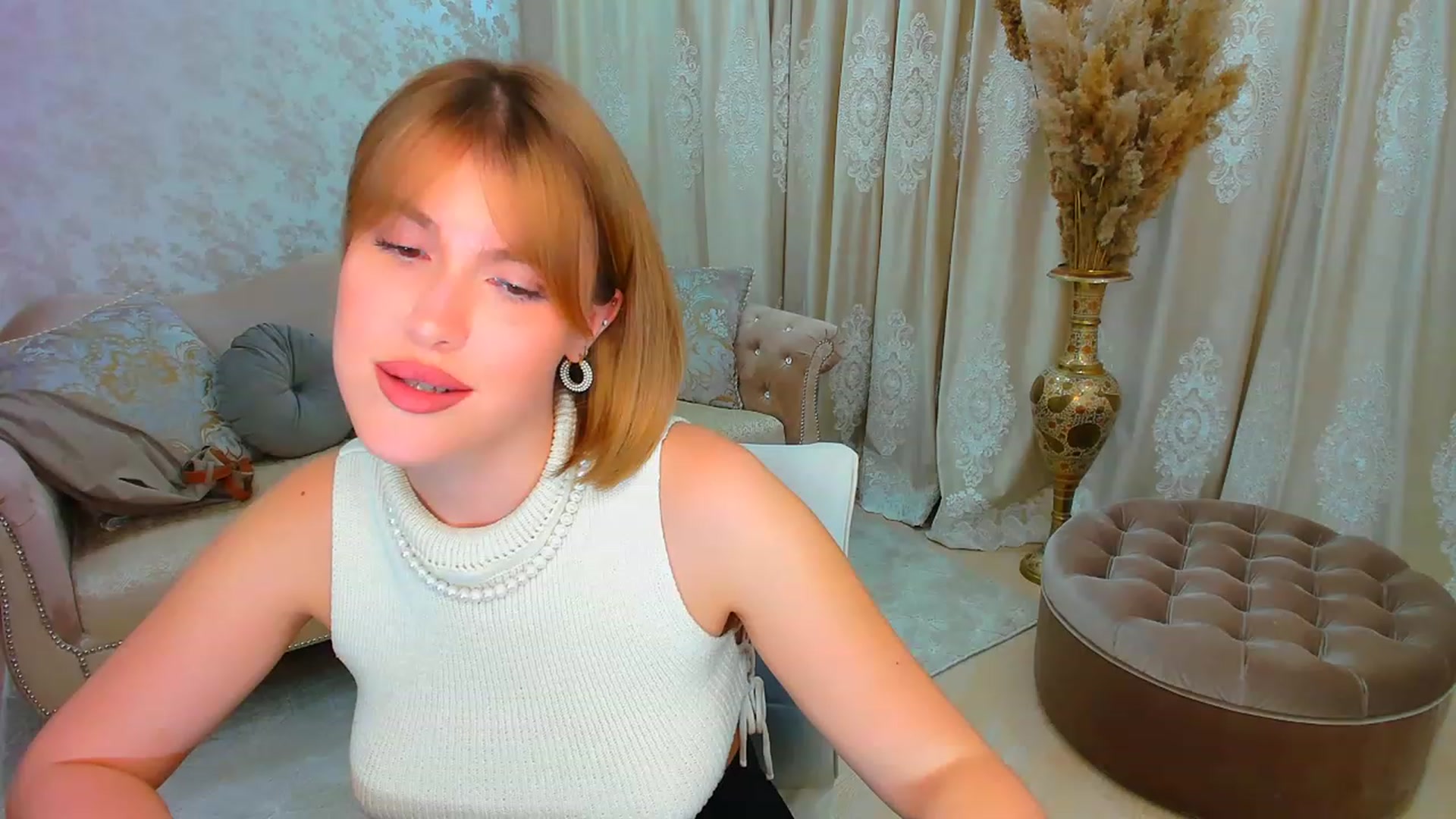 Gallery image thumbnail from GracePanther's myfreecams stream on, 11/13/2023, 09:02 image 6 of 20