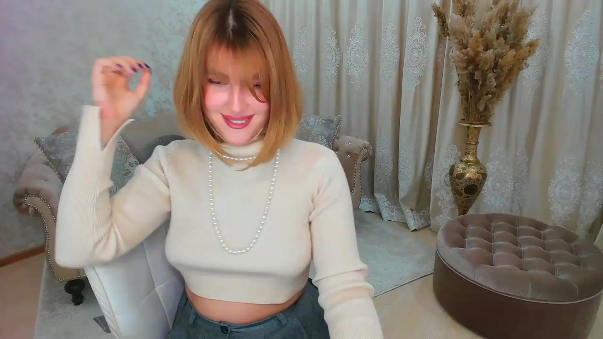 Gallery image thumbnail from GracePanther's myfreecams stream on, 11/27/2023, 08:16 image 10 of 20