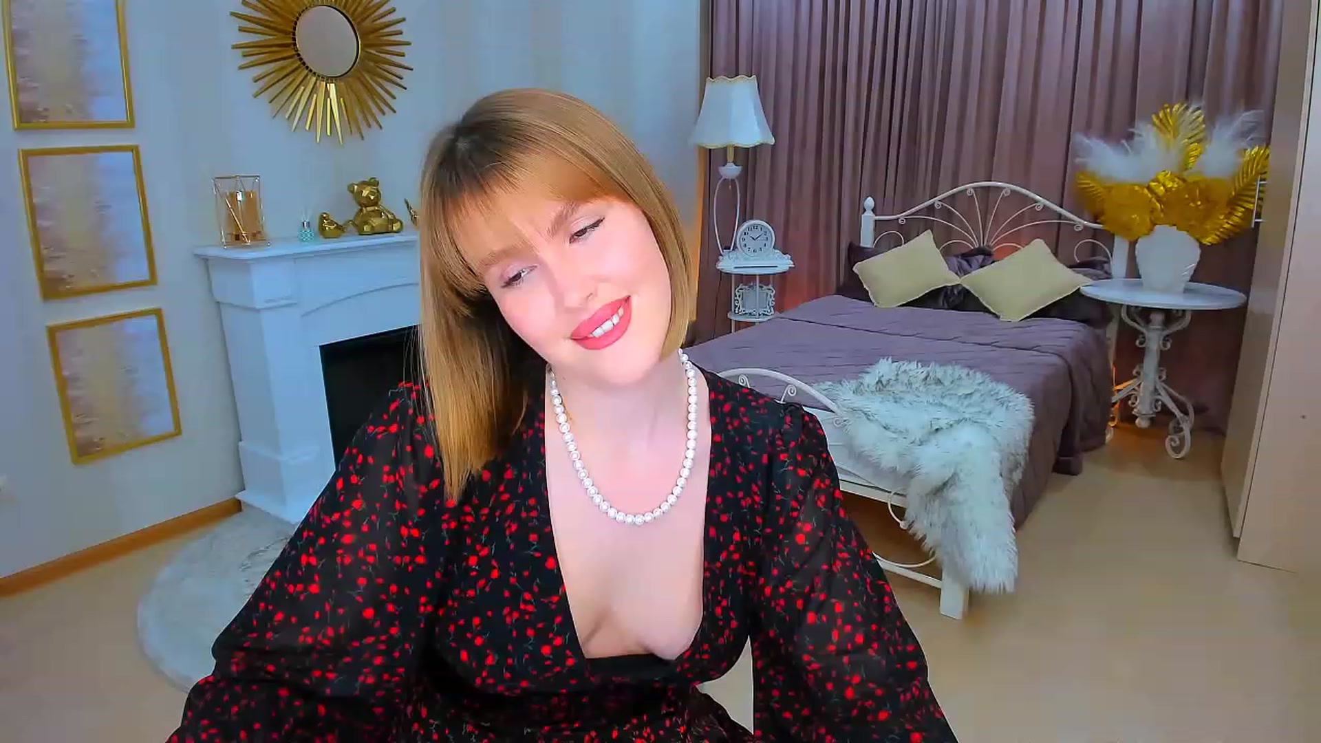 Gallery image thumbnail from GracePanther's myfreecams stream on, 12/06/2023, 09:01 image 5 of 20