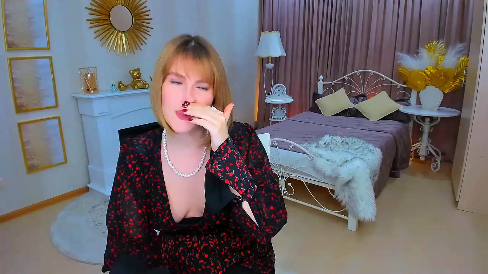 Gallery image thumbnail from GracePanther's myfreecams stream on, 12/06/2023, 09:47 image 15 of 20