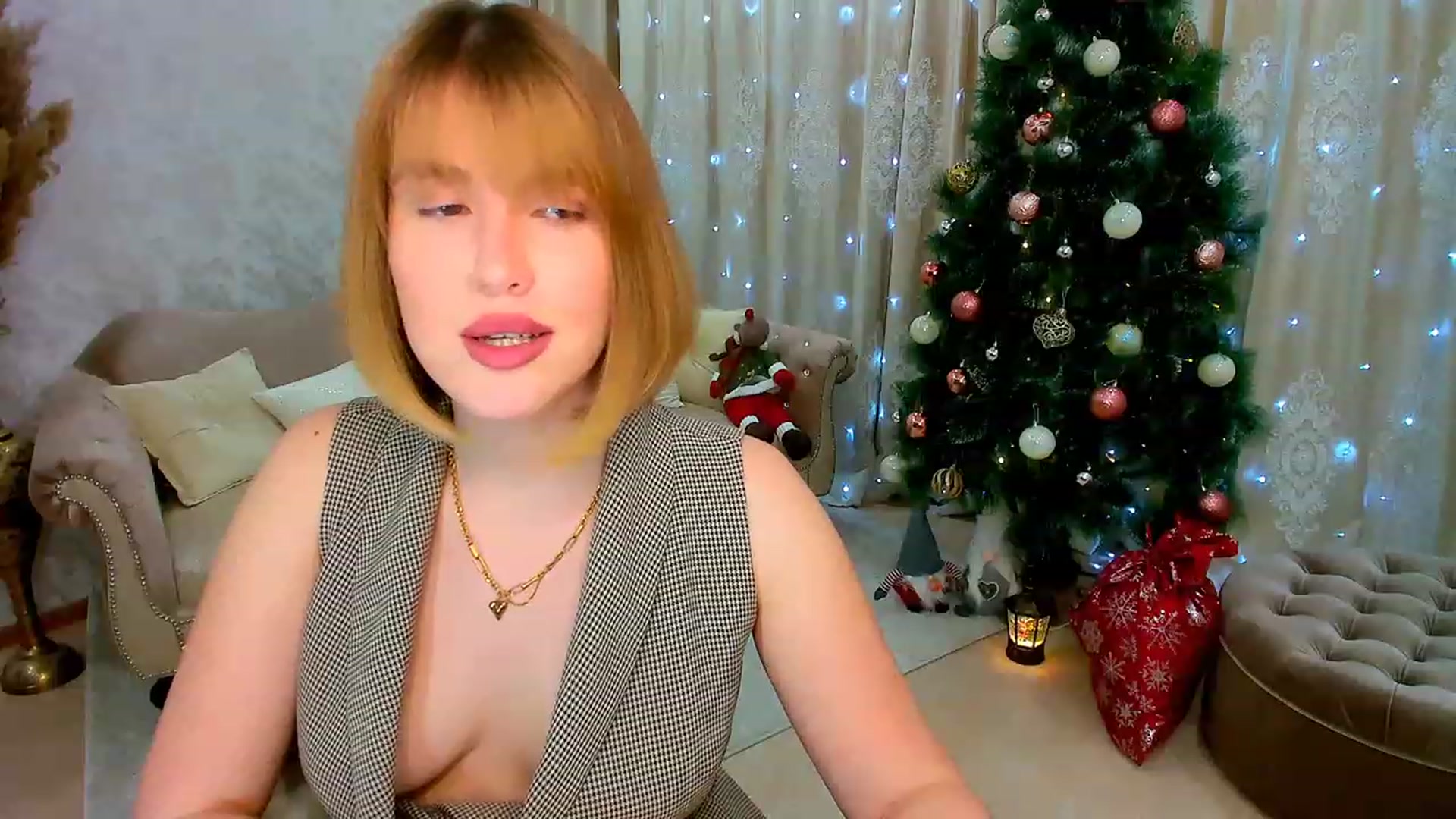 Gallery image thumbnail from GracePanther's myfreecams stream on, 12/11/2023, 07:50 image 6 of 20