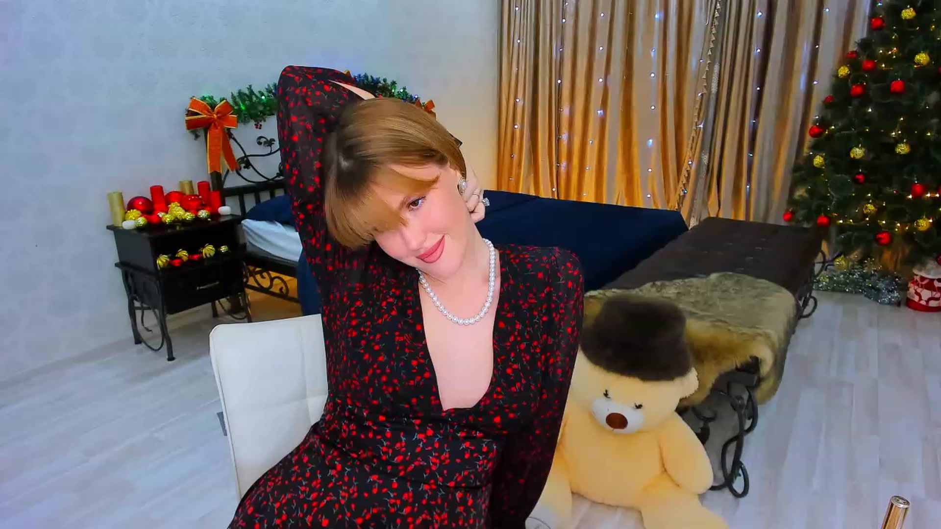 Gallery image thumbnail from GracePanther's myfreecams stream on, 12/12/2023, 08:27 image 5 of 20