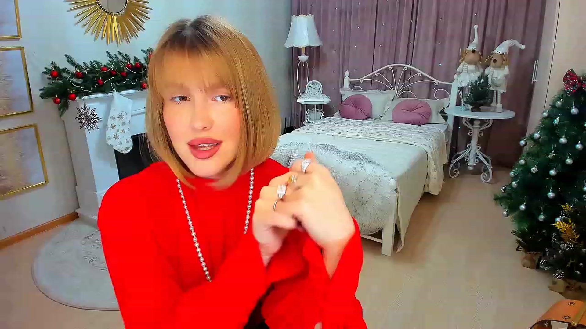 Gallery image thumbnail from GracePanther's myfreecams stream on, 12/15/2023, 07:34 image 19 of 20