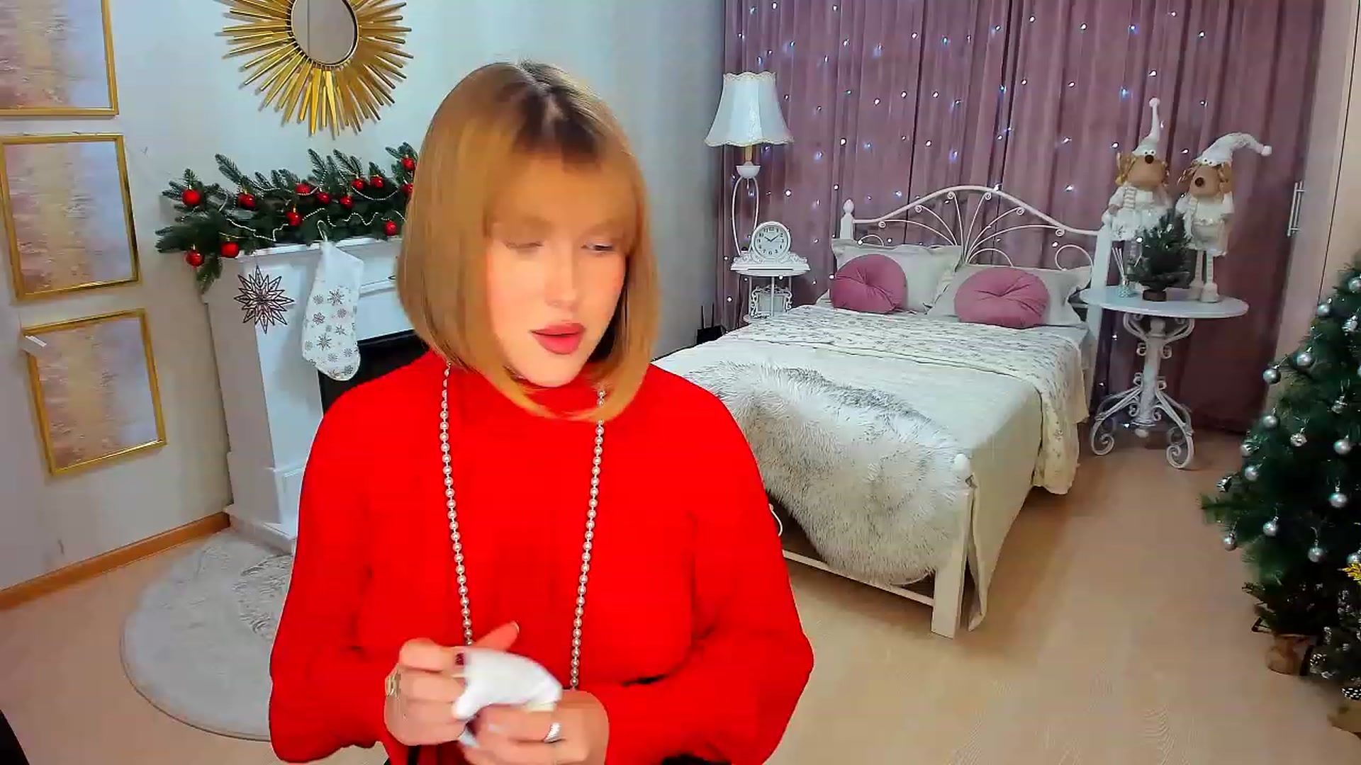 Gallery image thumbnail from GracePanther's myfreecams stream on, 12/15/2023, 07:34 image 5 of 20