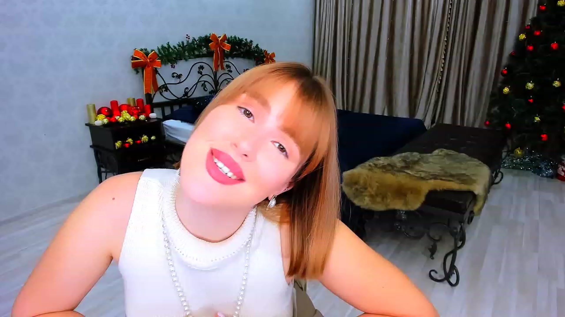 Gallery image thumbnail from GracePanther's myfreecams stream on, 12/19/2023, 10:03 image 12 of 20