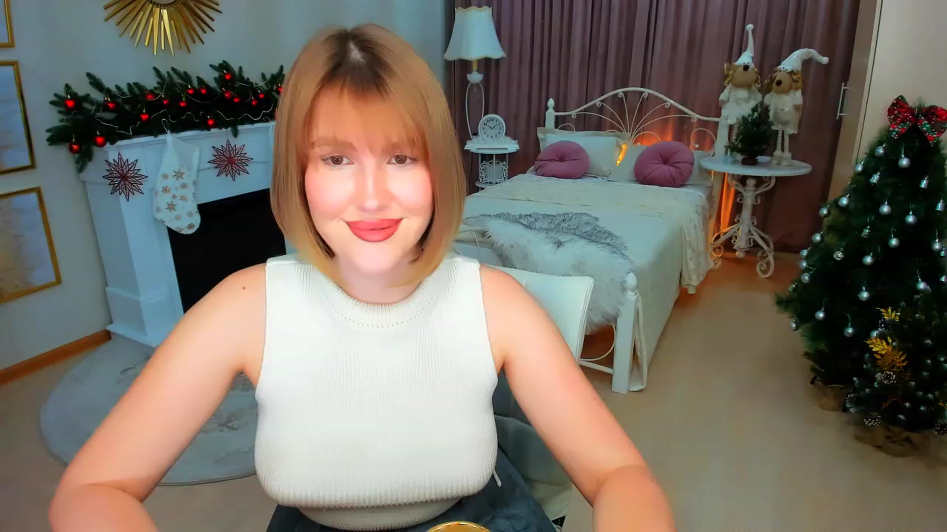 Gallery image thumbnail from GracePanther's myfreecams stream on, 12/22/2023, 09:01 image 4 of 20