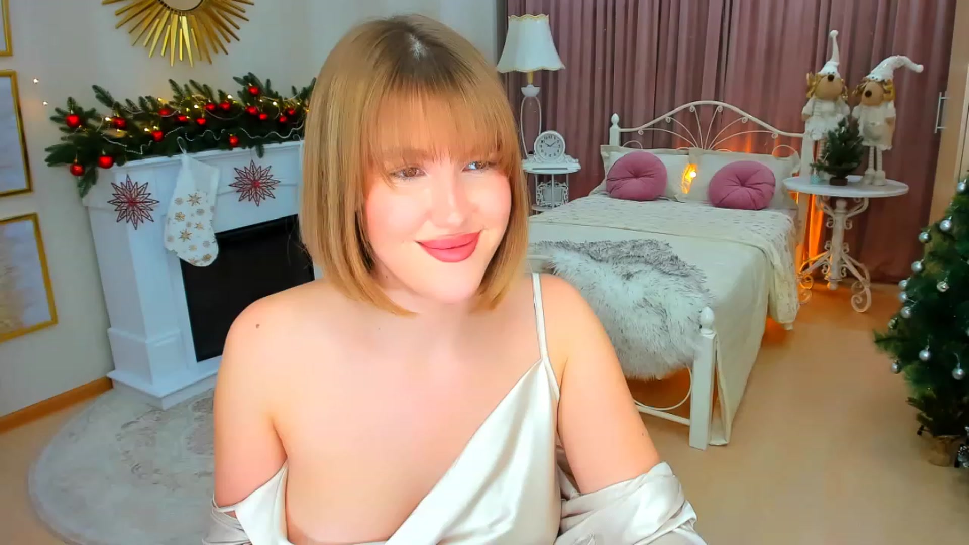 Gallery image thumbnail from GracePanther's myfreecams stream on, 12/23/2023, 09:49 image 4 of 20