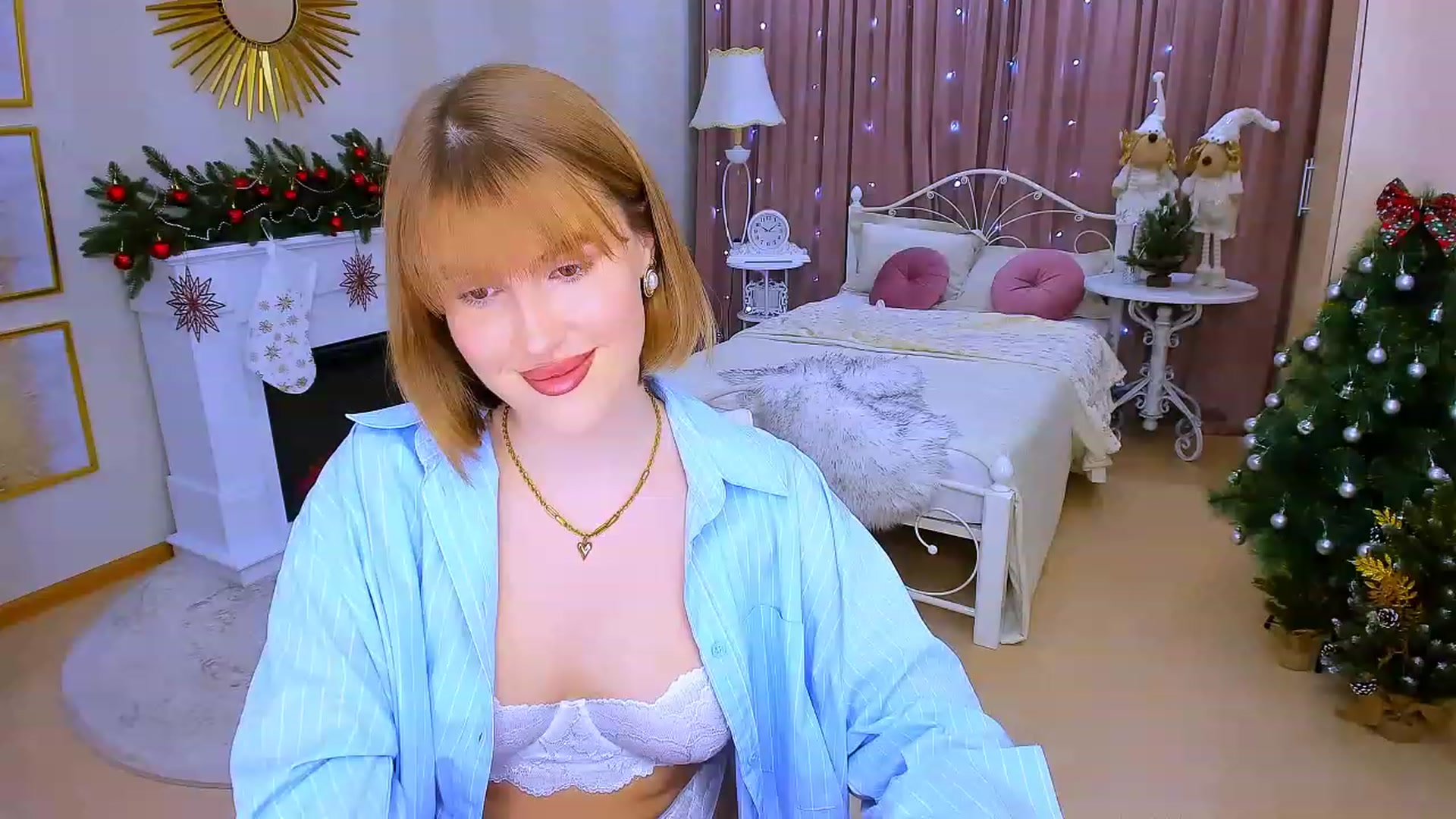 Gallery image thumbnail from GracePanther's myfreecams stream on, 12/24/2023, 09:50 image 17 of 20