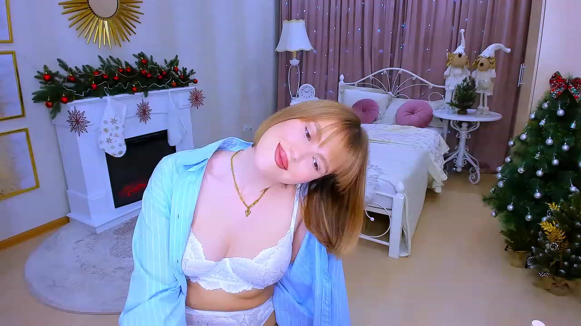 Gallery image thumbnail from GracePanther's myfreecams stream on, 12/24/2023, 09:50 image 14 of 20