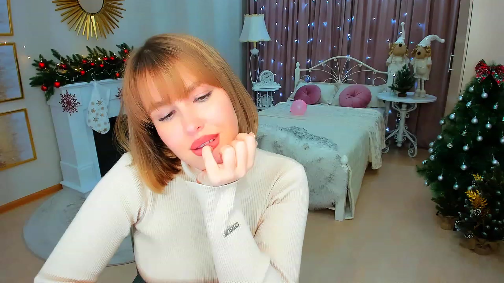 Gallery image thumbnail from GracePanther's myfreecams stream on, 12/26/2023, 07:41 image 1 of 20