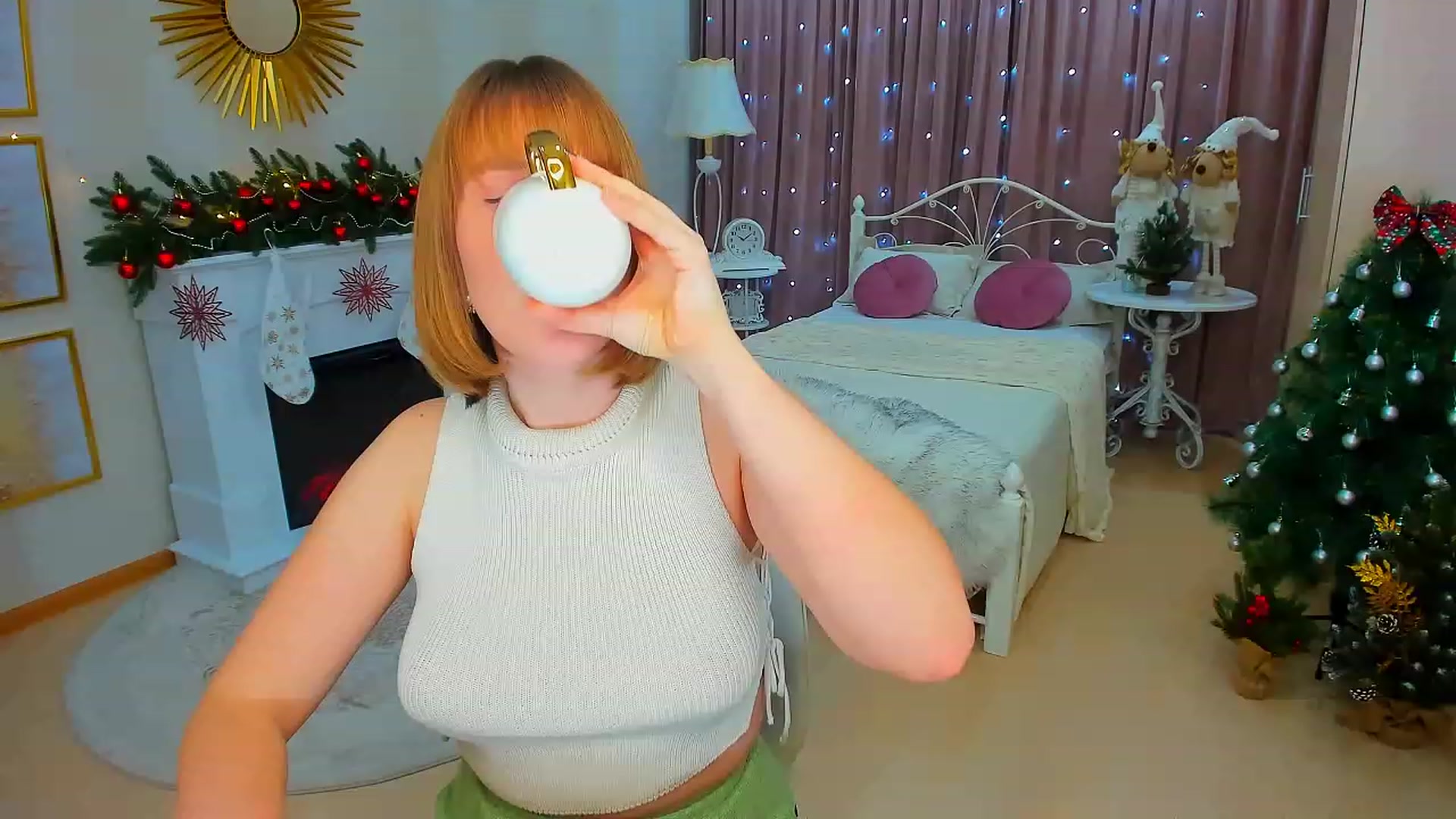 Gallery image thumbnail from GracePanther's myfreecams stream on, 12/29/2023, 15:14 image 14 of 20