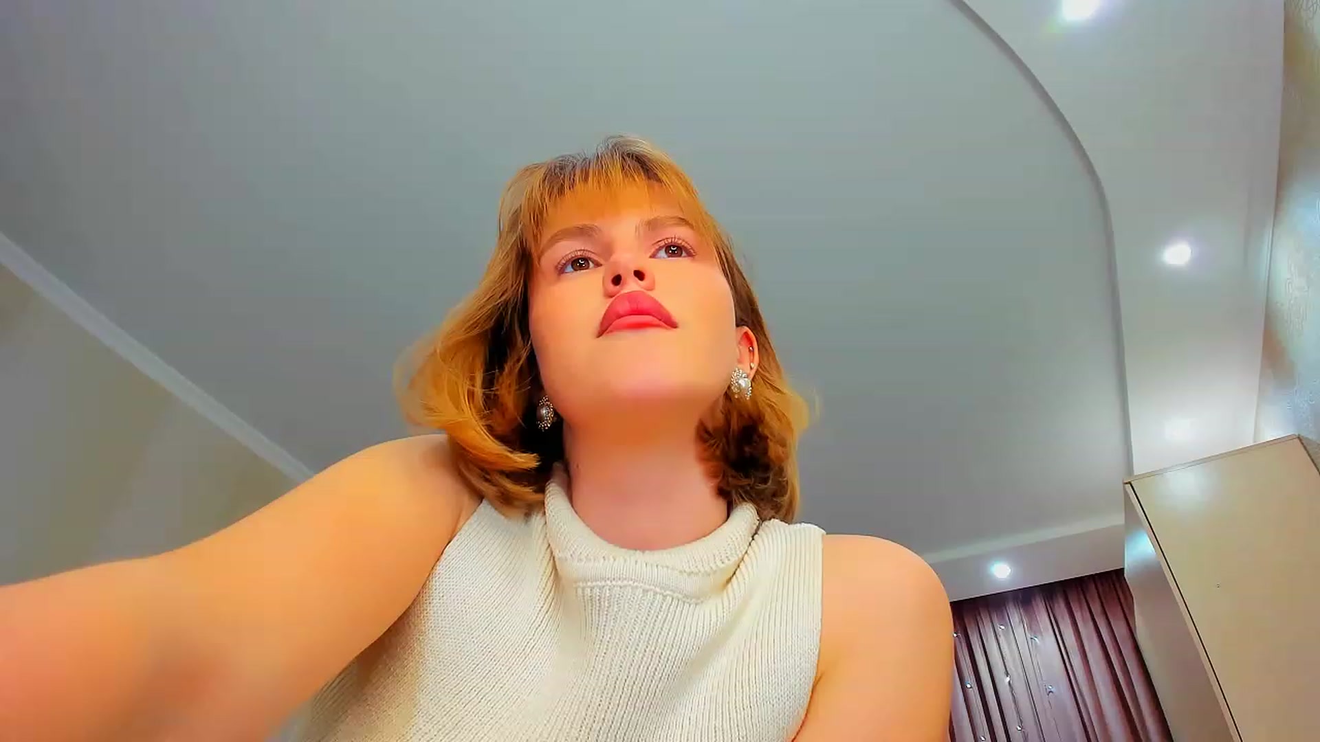 Gallery image thumbnail from GracePanther's myfreecams stream on, 12/29/2023, 15:48 image 5 of 20