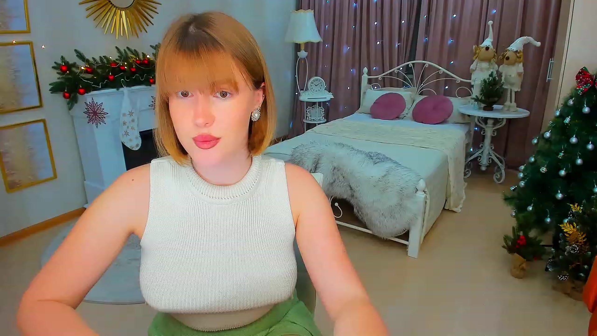 Gallery image thumbnail from GracePanther's myfreecams stream on, 12/29/2023, 16:57 image 13 of 20