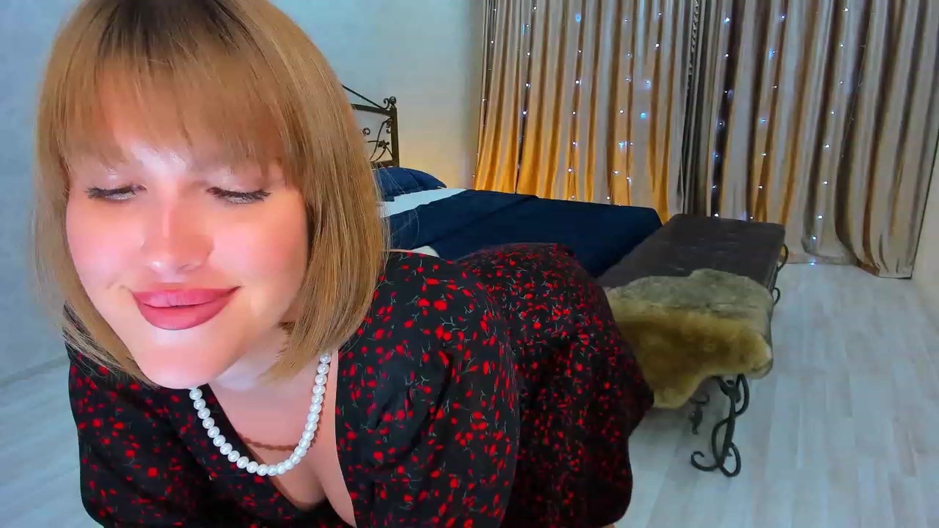 Gallery image thumbnail from GracePanther's myfreecams stream on, 01/25/2024, 07:45 image 10 of 20