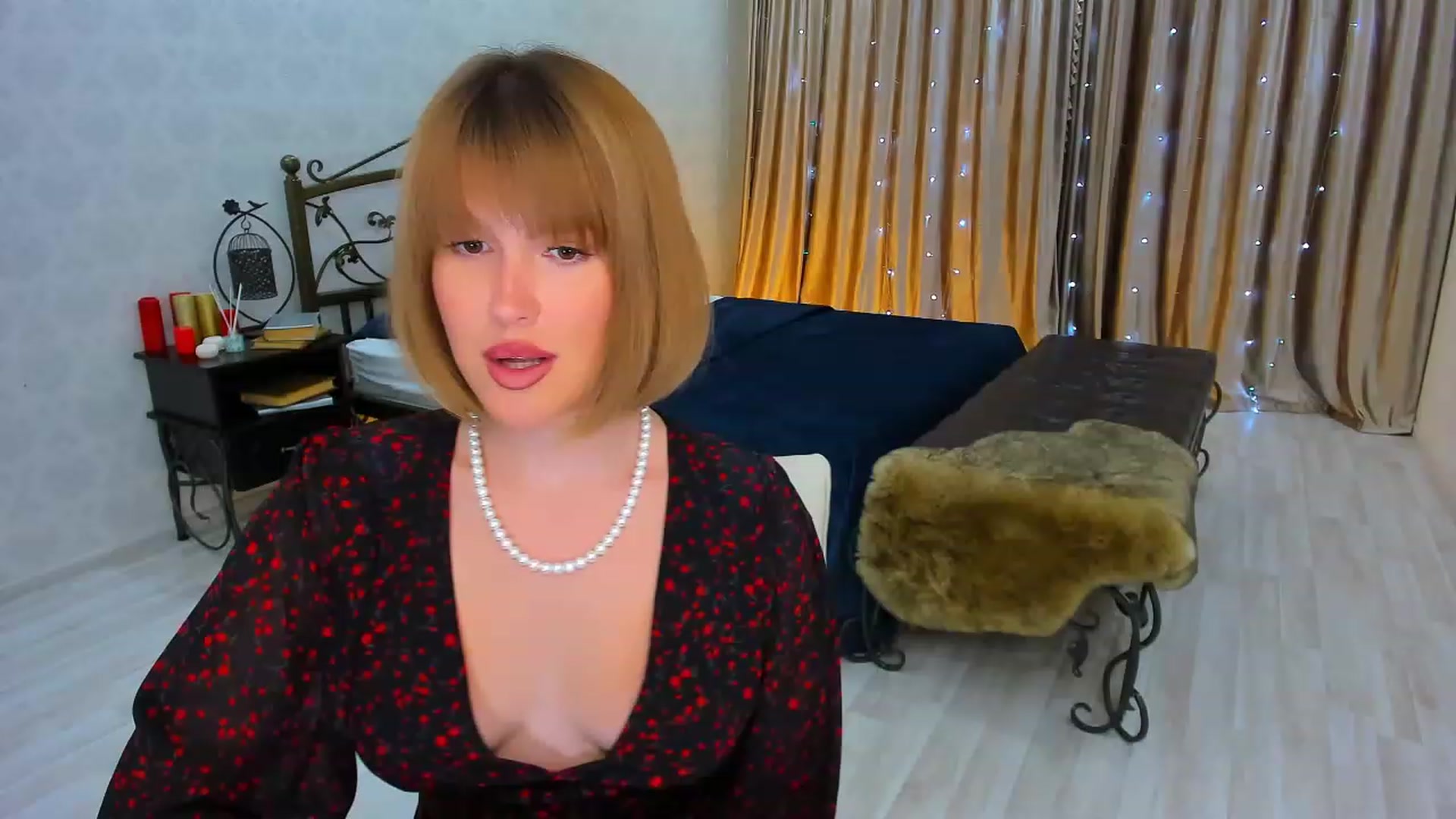 Gallery image thumbnail from GracePanther's myfreecams stream on, 01/25/2024, 07:45 image 7 of 20