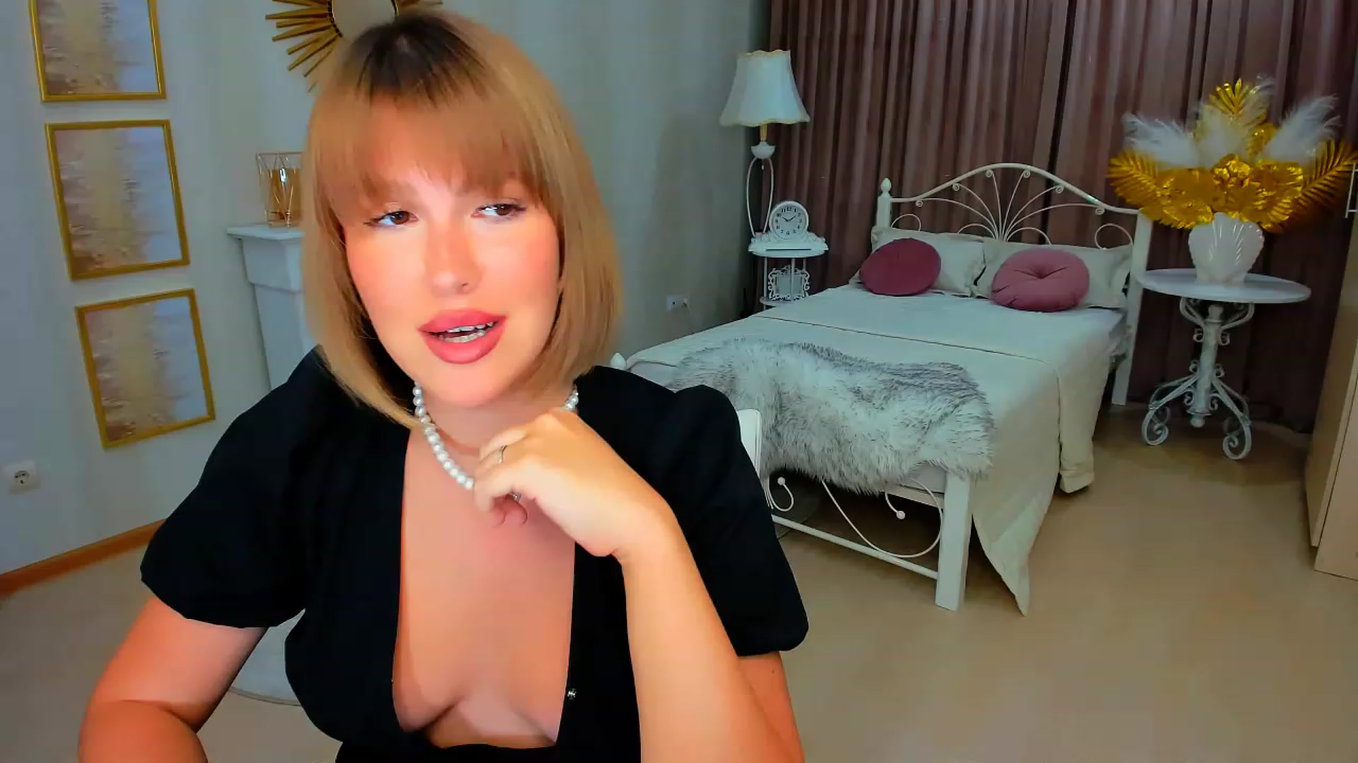 Gallery image thumbnail from GracePanther's myfreecams stream on, 01/28/2024, 15:45 image 16 of 20