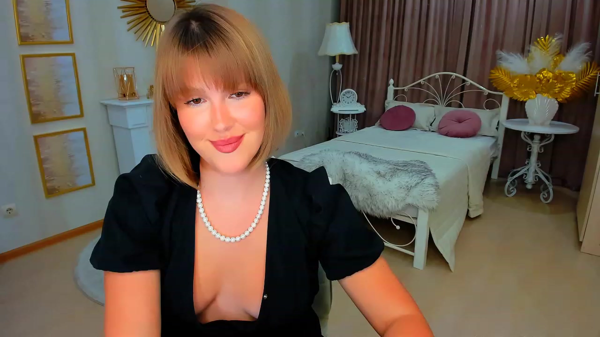 Gallery image thumbnail from GracePanther's myfreecams stream on, 01/28/2024, 15:45 image 14 of 20