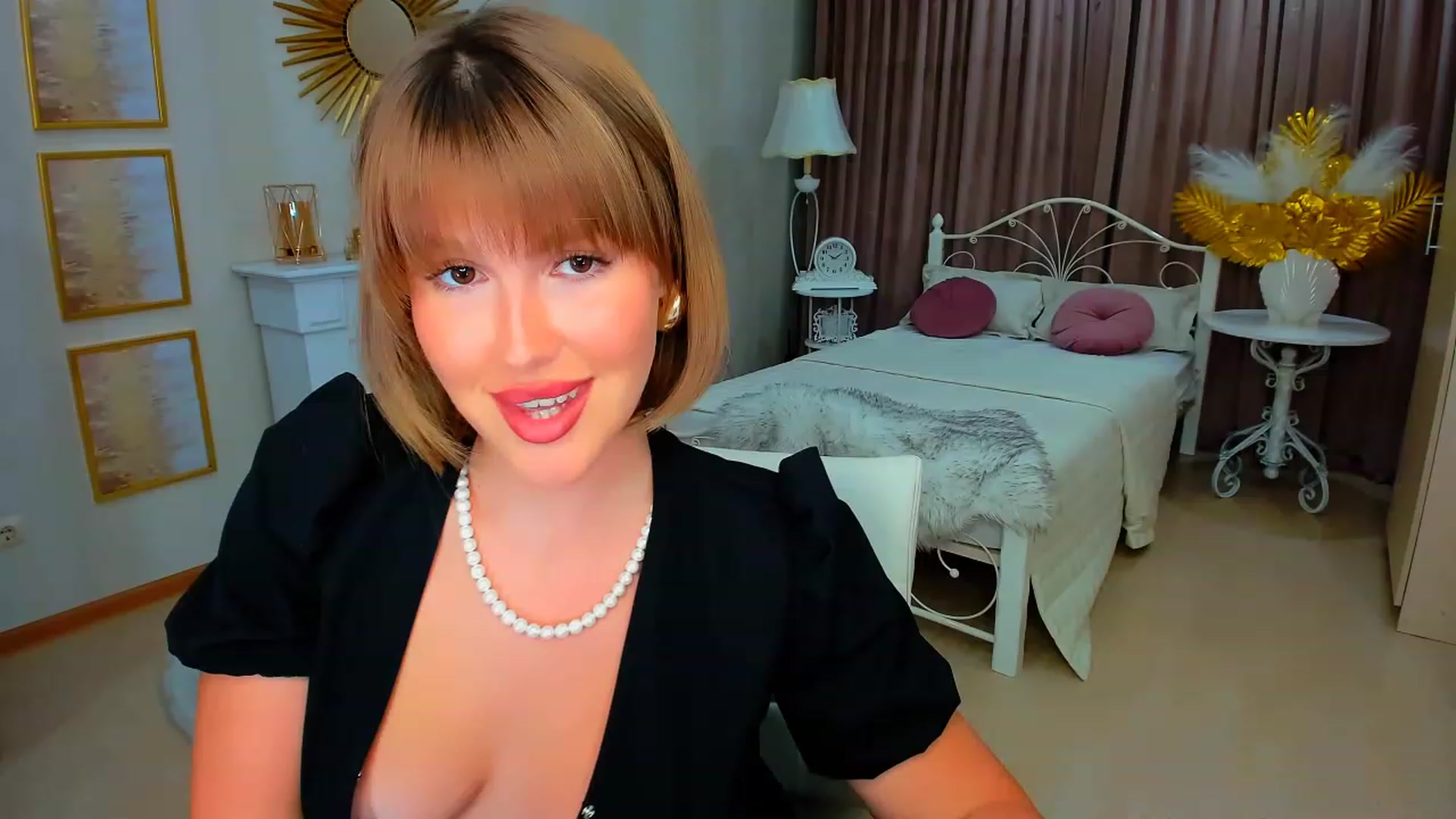 Gallery image thumbnail from GracePanther's myfreecams stream on, 01/28/2024, 17:01 image 6 of 20