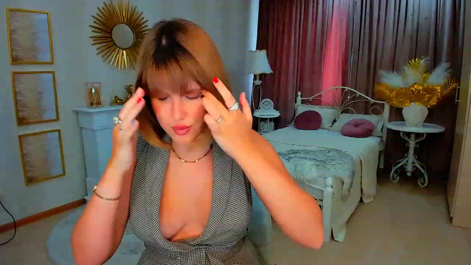 Gallery image thumbnail from GracePanther's myfreecams stream on, 01/29/2024, 09:54 image 4 of 20