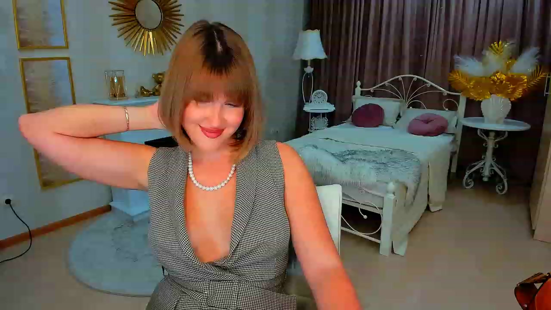 Gallery image thumbnail from GracePanther's myfreecams stream on, 01/29/2024, 09:54 image 19 of 20