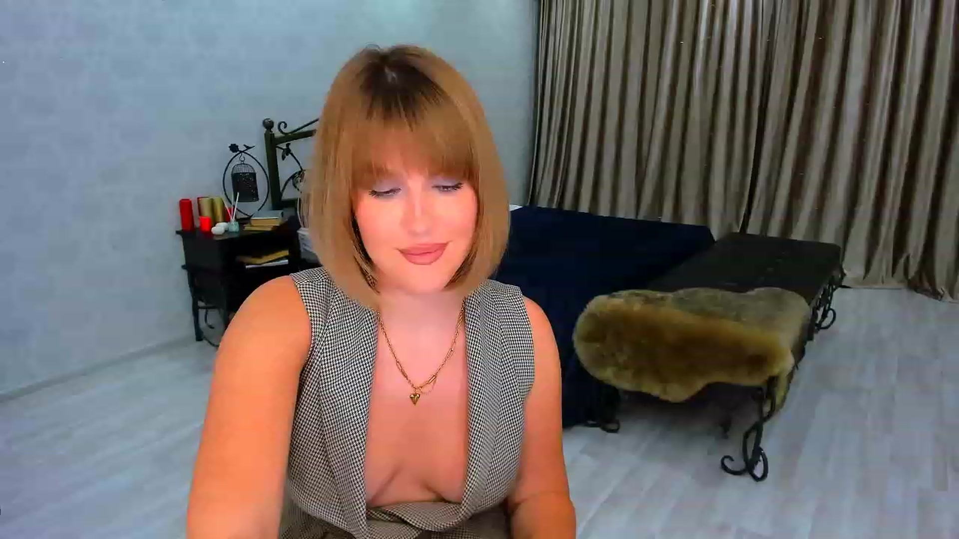 Gallery image thumbnail from GracePanther's myfreecams stream on, 01/30/2024, 08:34 image 18 of 20