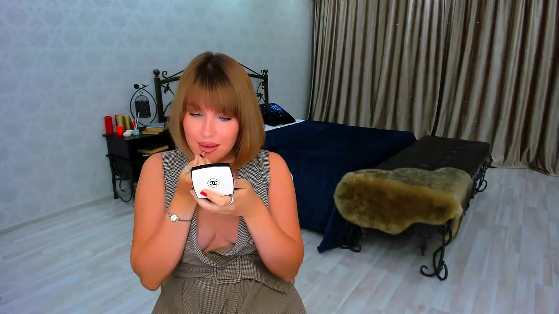 Gallery image thumbnail from GracePanther's myfreecams stream on, 01/30/2024, 08:34 image 17 of 20