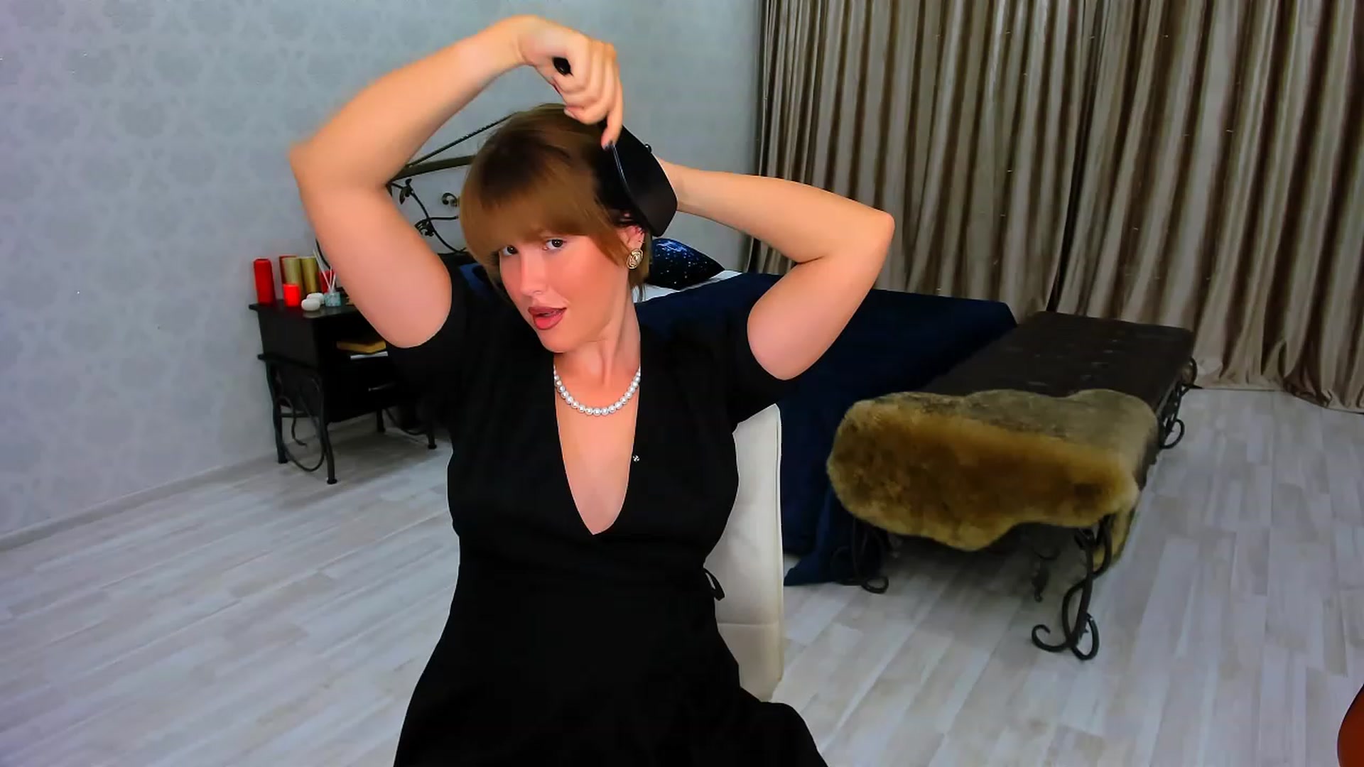 Gallery image thumbnail from GracePanther's myfreecams stream on, 01/31/2024, 08:46 image 7 of 20
