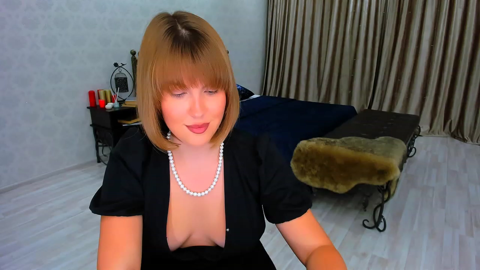 Gallery image thumbnail from GracePanther's myfreecams stream on, 01/31/2024, 08:46 image 3 of 20