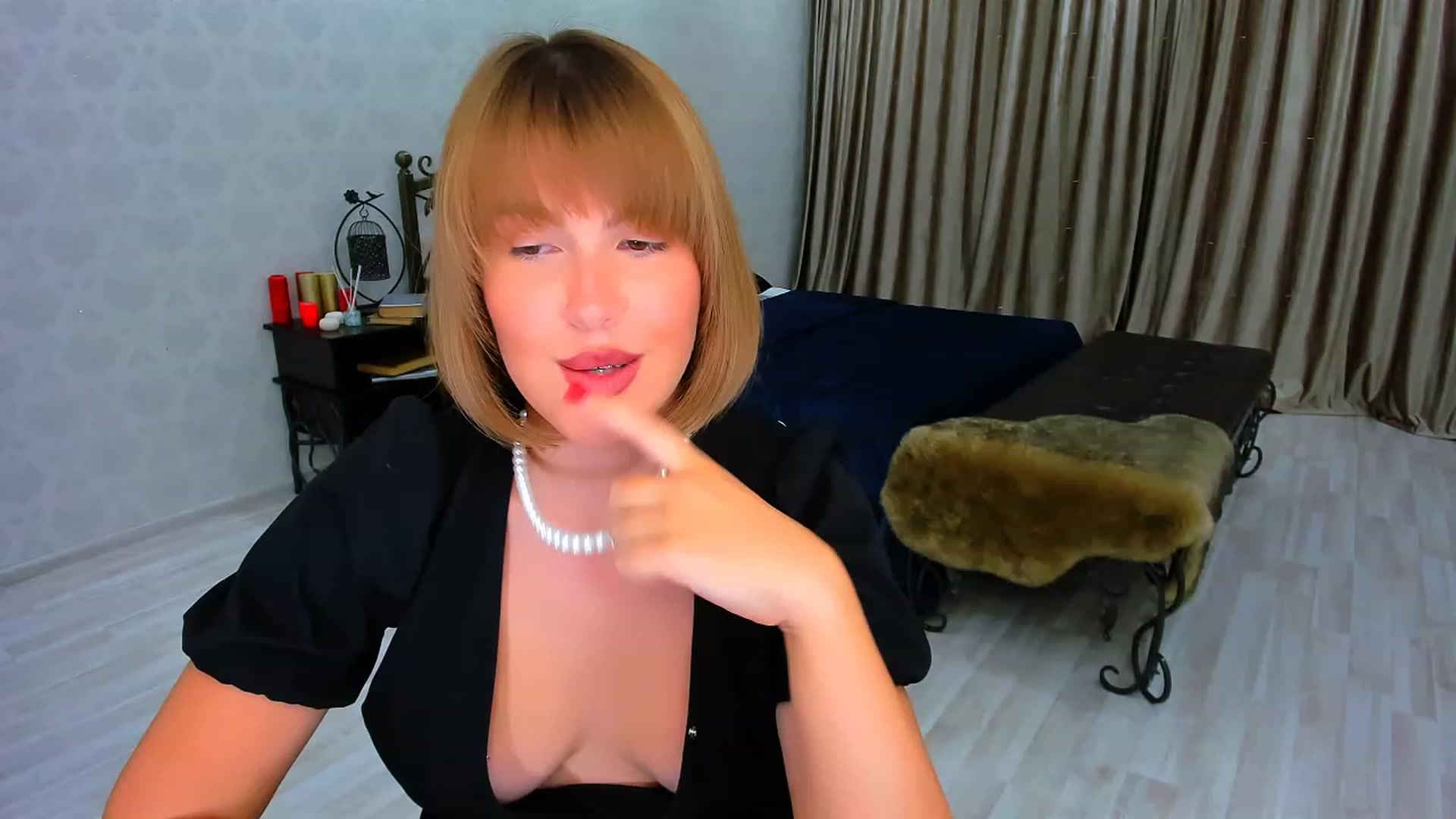 Gallery image thumbnail from GracePanther's myfreecams stream on, 01/31/2024, 08:46 image 1 of 20