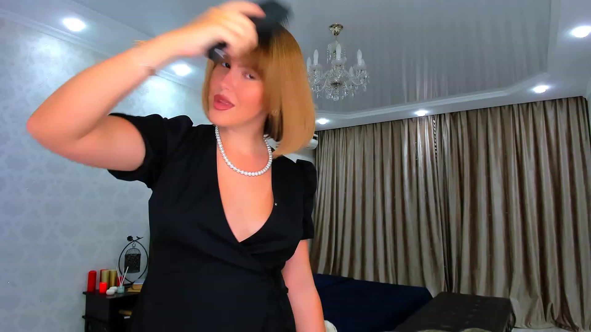 Gallery image thumbnail from GracePanther's myfreecams stream on, 01/31/2024, 10:01 image 4 of 20