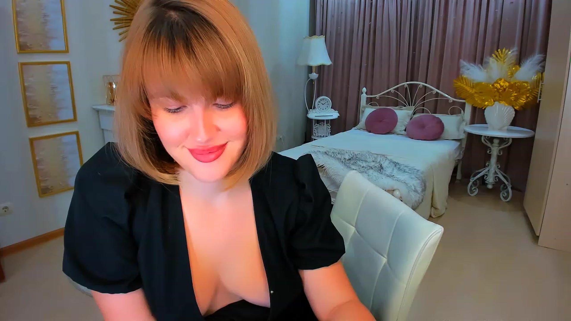 Gallery image thumbnail from GracePanther's myfreecams stream on, 02/11/2024, 09:47 image 19 of 20