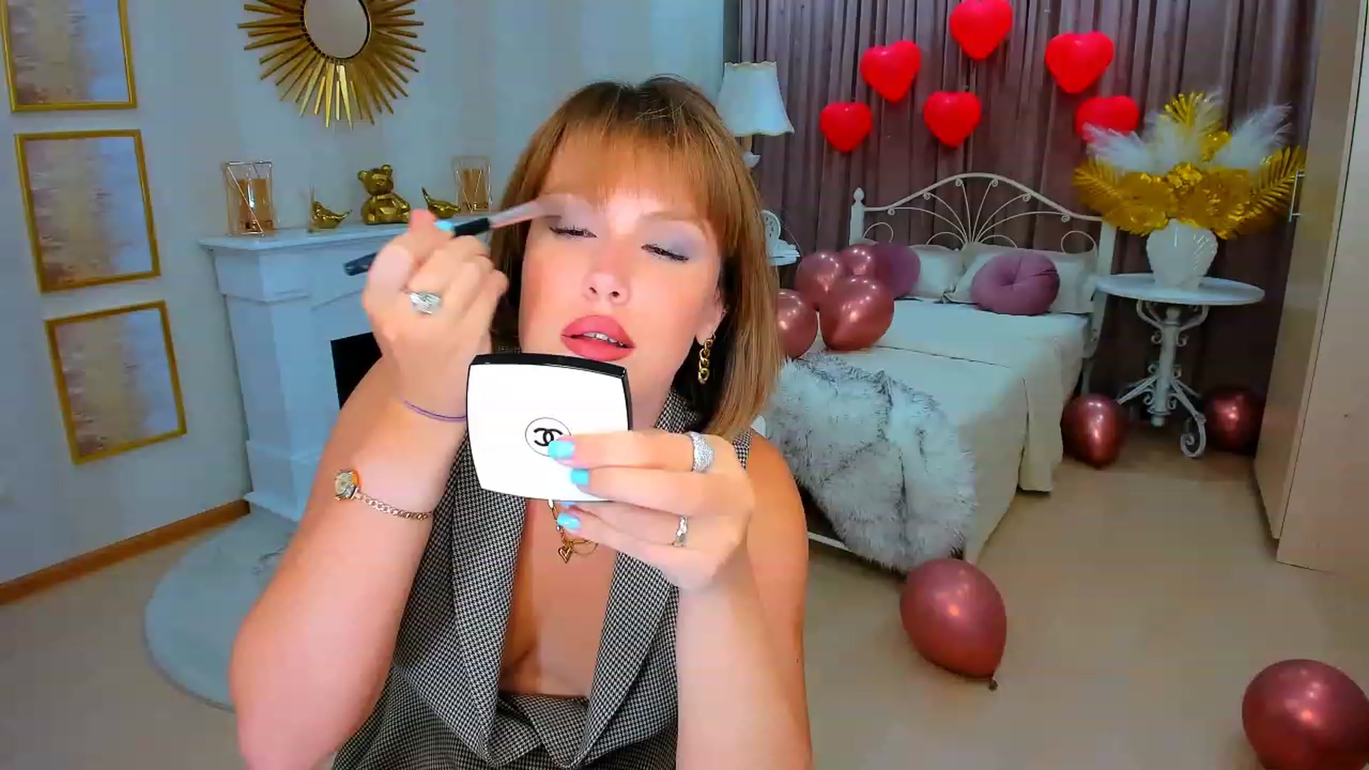 Gallery image thumbnail from GracePanther's myfreecams stream on, 02/18/2024, 10:48 image 6 of 20