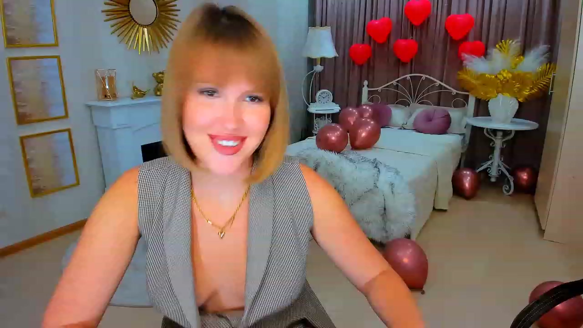 Gallery image thumbnail from GracePanther's myfreecams stream on, 02/18/2024, 10:48 image 14 of 20