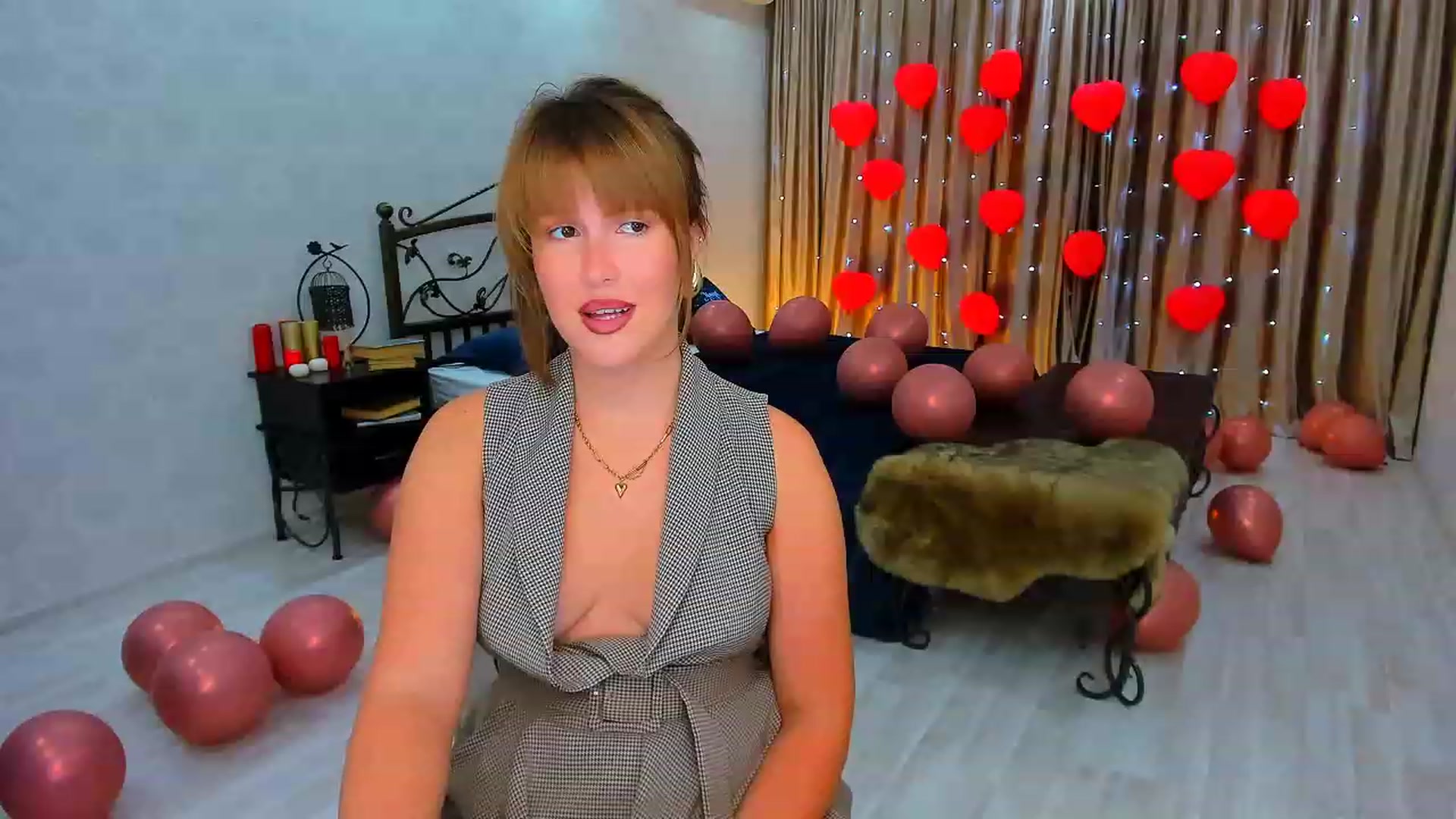 Gallery image thumbnail from GracePanther's myfreecams stream on, 02/20/2024, 08:28 image 11 of 20