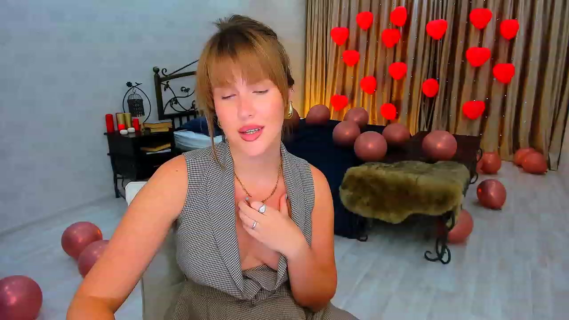 Gallery image thumbnail from GracePanther's myfreecams stream on, 02/20/2024, 10:34 image 19 of 20
