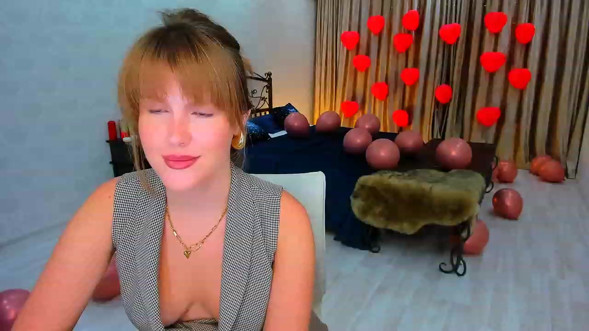 Gallery image thumbnail from GracePanther's myfreecams stream on, 02/20/2024, 10:34 image 3 of 20