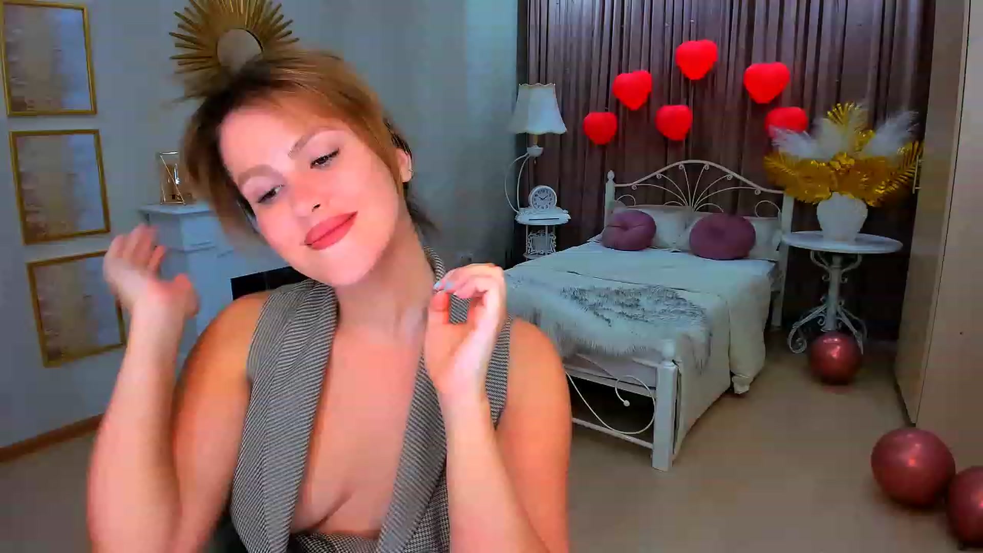 Gallery image thumbnail from GracePanther's myfreecams stream on, 02/26/2024, 09:46 image 8 of 20
