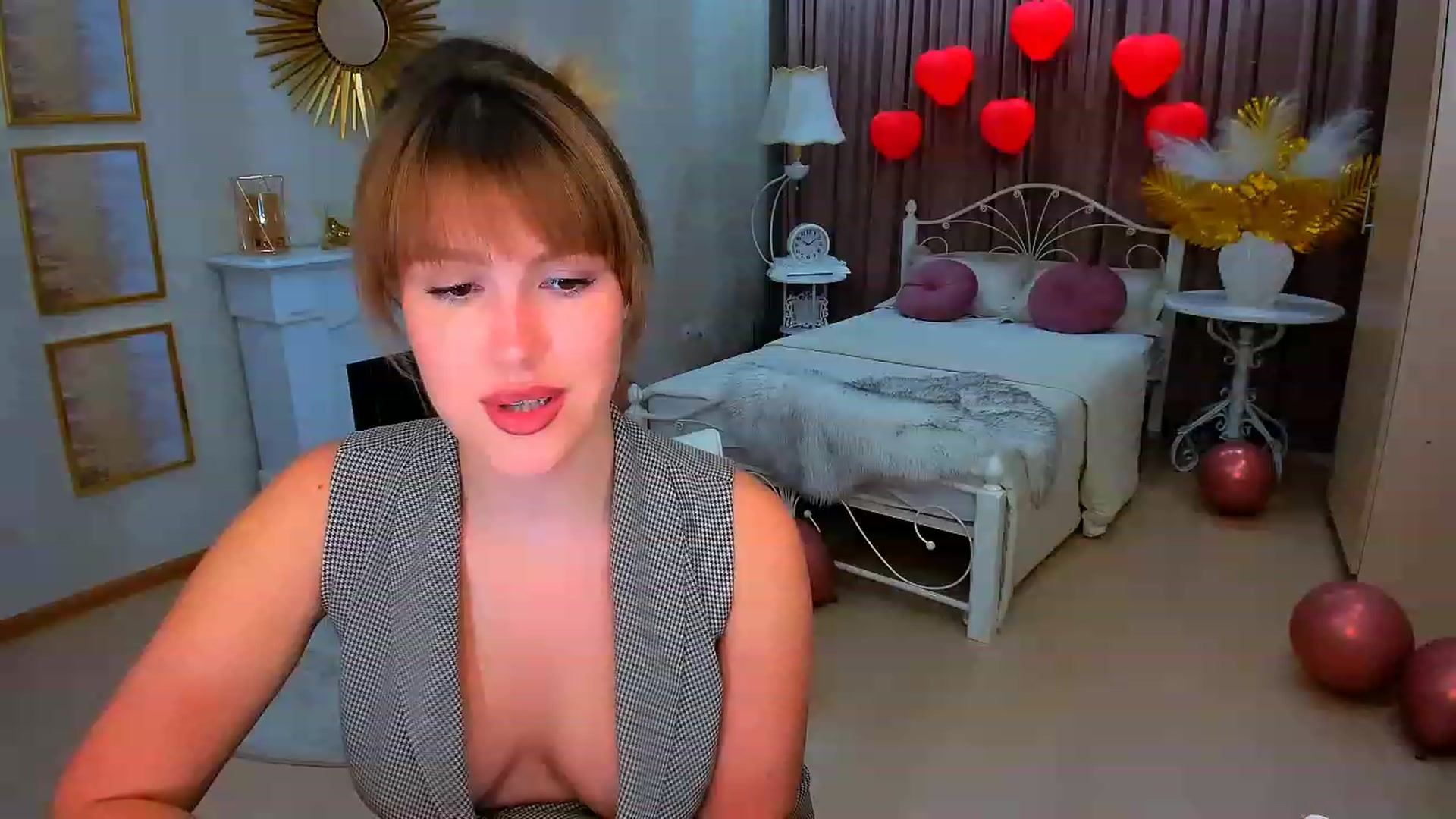 Gallery image thumbnail from GracePanther's myfreecams stream on, 02/26/2024, 09:46 image 1 of 20
