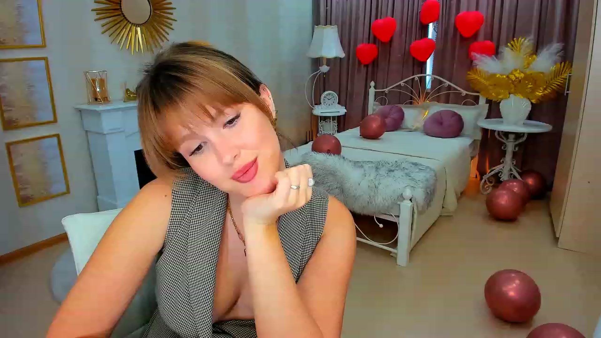 Gallery image thumbnail from GracePanther's myfreecams stream on, 03/01/2024, 09:49 image 15 of 20