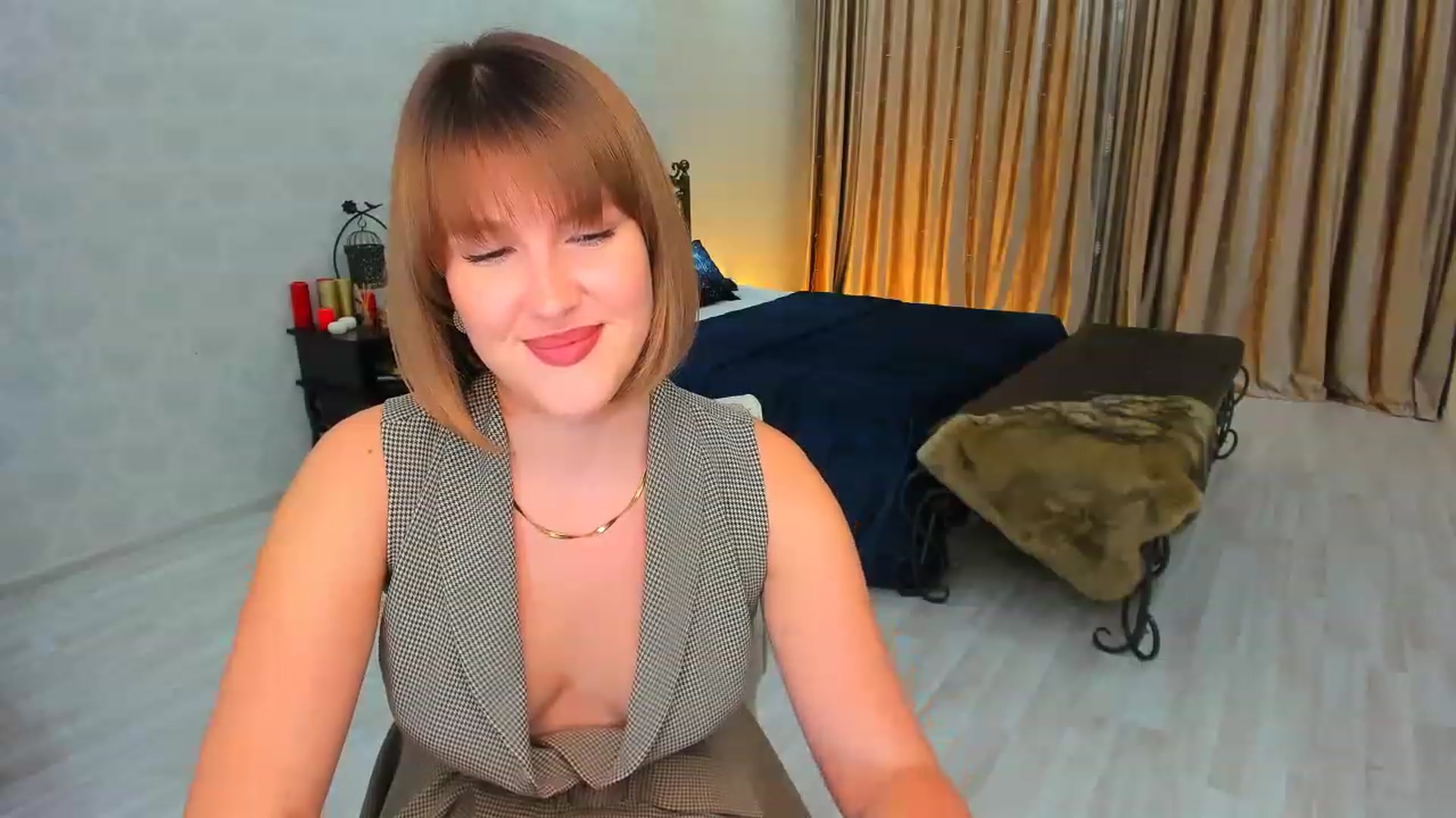 Gallery image thumbnail from GracePanther's myfreecams stream on, 03/05/2024, 10:05 image 20 of 20