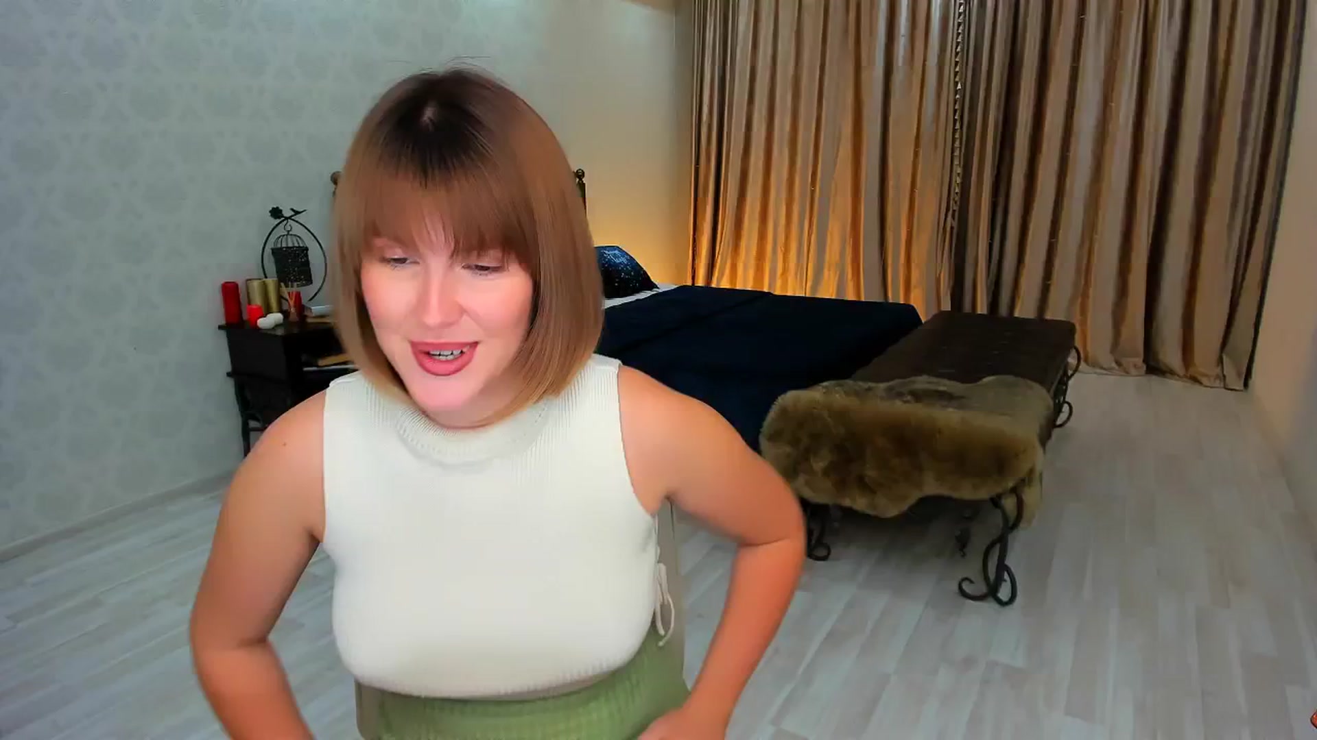 Gallery image thumbnail from GracePanther's myfreecams stream on, 03/06/2024, 10:02 image 7 of 20