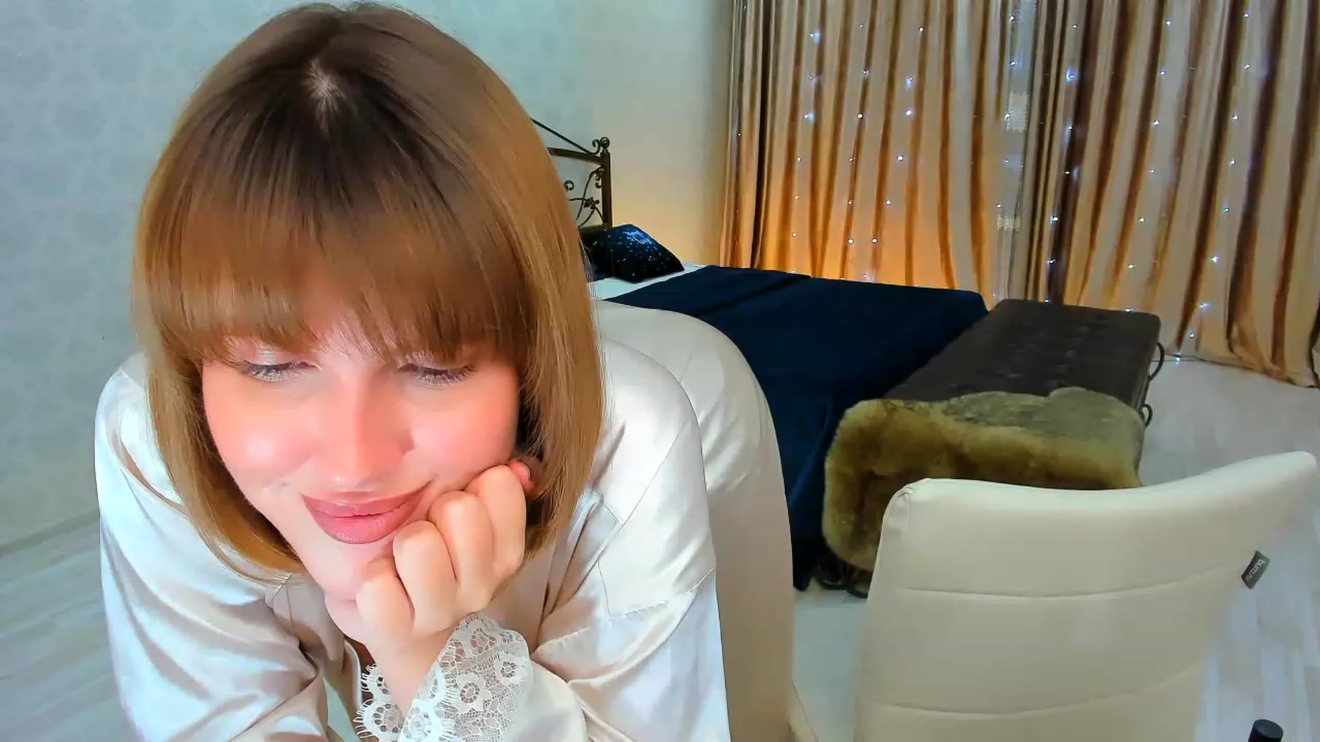 Gallery image thumbnail from GracePanther's myfreecams stream on, 03/11/2024, 08:47 image 5 of 20
