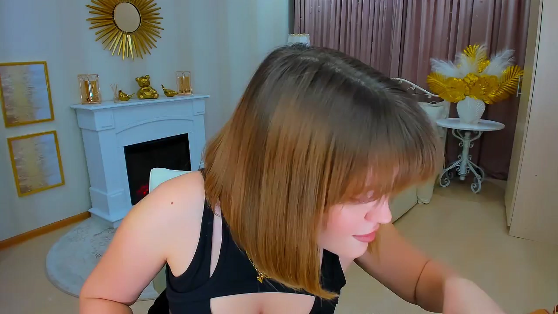 Gallery image thumbnail from GracePanther's myfreecams stream on, 03/23/2024, 08:42 image 17 of 20
