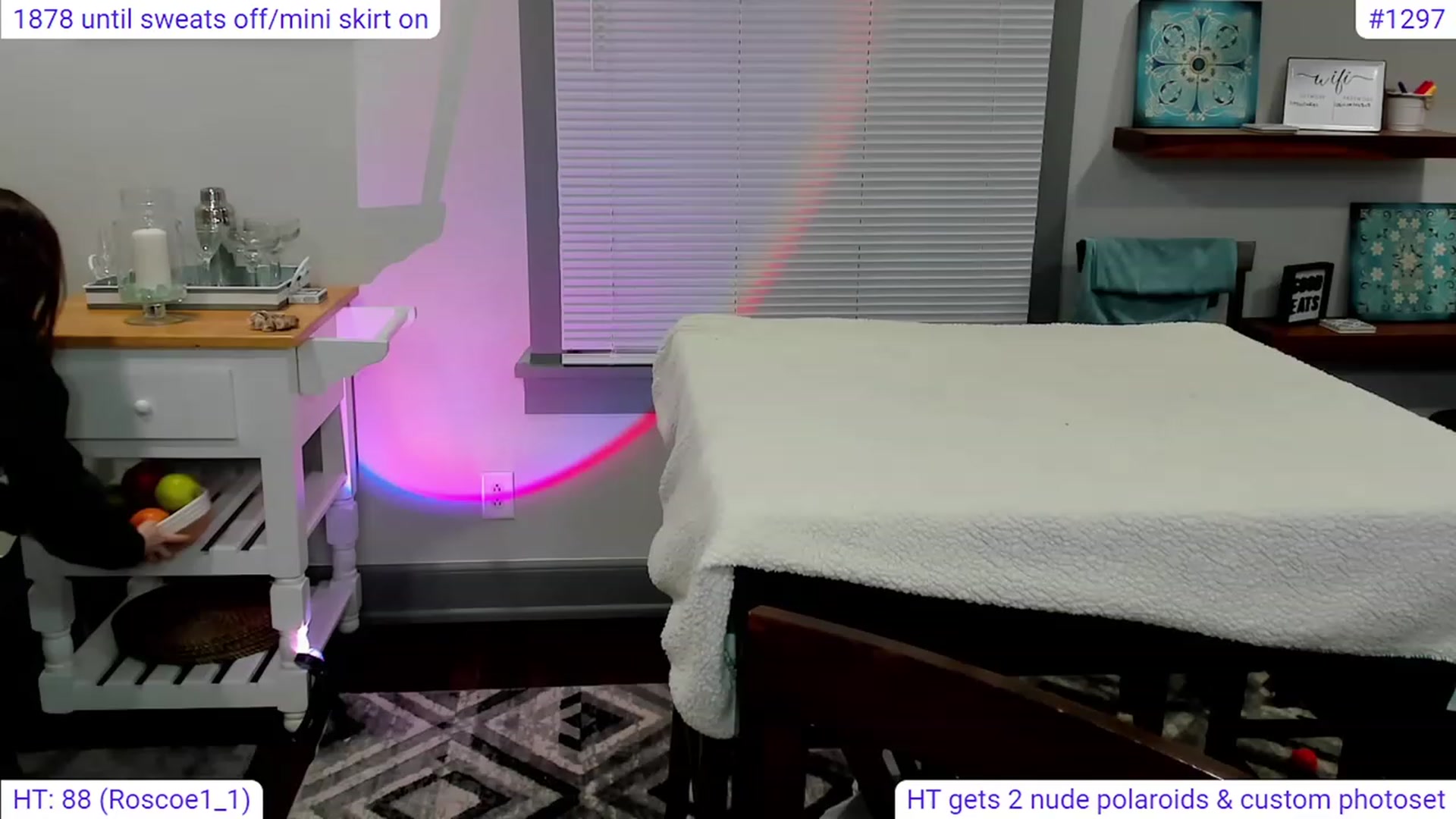 Gallery image thumbnail from GraceRyan's myfreecams stream on, 02/23/2023, 05:34 image 3 of 20